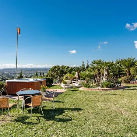 Camping With Sea View, Pool, Jacuzzi And Zen Garden - Only 5min To Town Holiday home Estepona